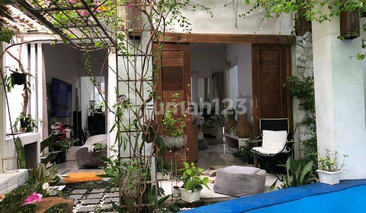 Rumah Konsep Villa di Lingkungan Elit Jimbaran Fasilitas Lengkap 1