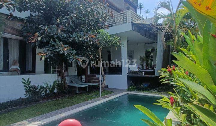 Villa Bumbak Umalas Kerobokan Kuta Badung Terdiri 3 Unit Villa 1