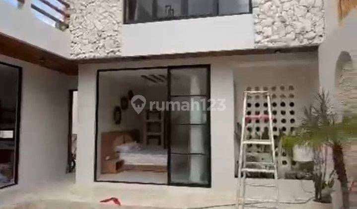 BRAND NEW MODERN VILLA in Umalas 3 bedroom full furnished 2