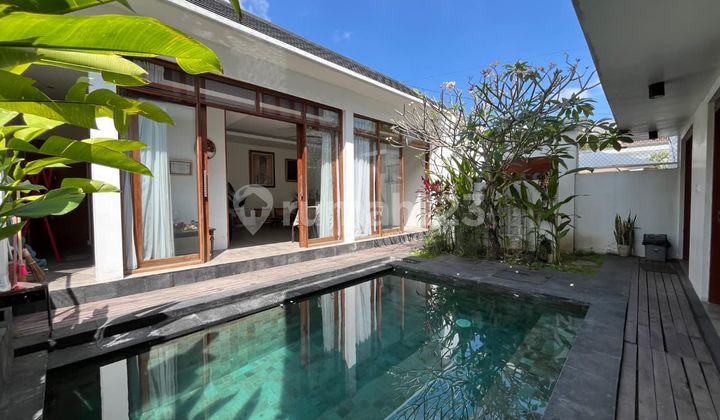 Spacious villa in Jimbaran Bali FULLY FURNISHED Spacious villa in Jimbaran Bali FULLY FURNISHED