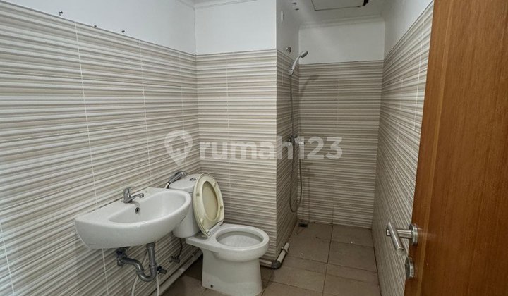 JUAL MURAH Apartemen Puncak Bukit Golf KONDISI TERSEWA, Bonus Penyewa 2