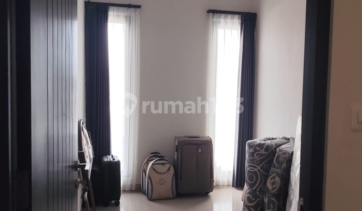 Mulyosari Prima Utara Minimalist Row House, 3-Car Road Access 2