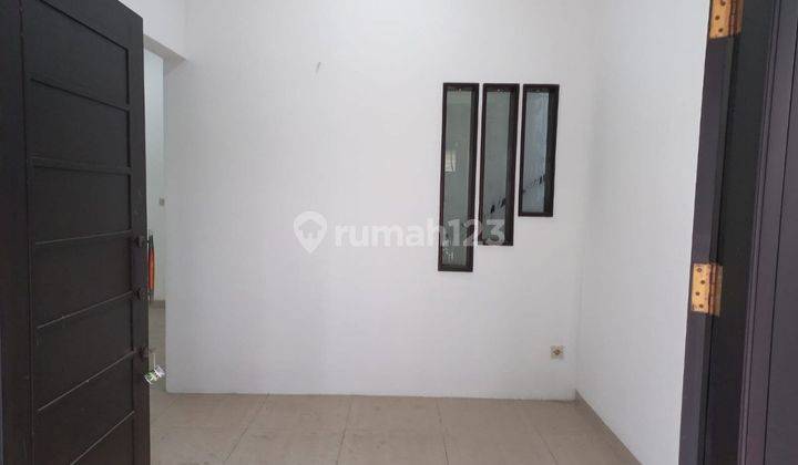 Rumah Dijual Manyar Tirtoyoso Surabaya Minimalis Siap Huni 2