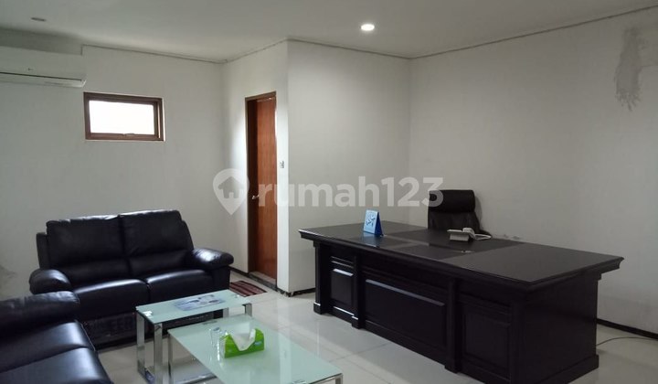 Strategic Undaan Wetan Shop House, FRONTAGE, ELEVATOR 2