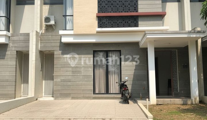 Rumah Northwest Lake Citraland Depan Danau 1