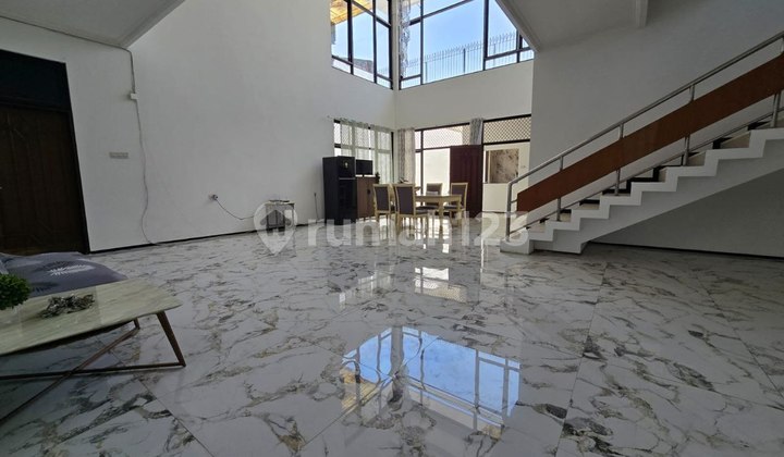 Dharmahusada Indah Strategic House Ready to Occupy 2 Garages, 3 Carports Maid Access 2