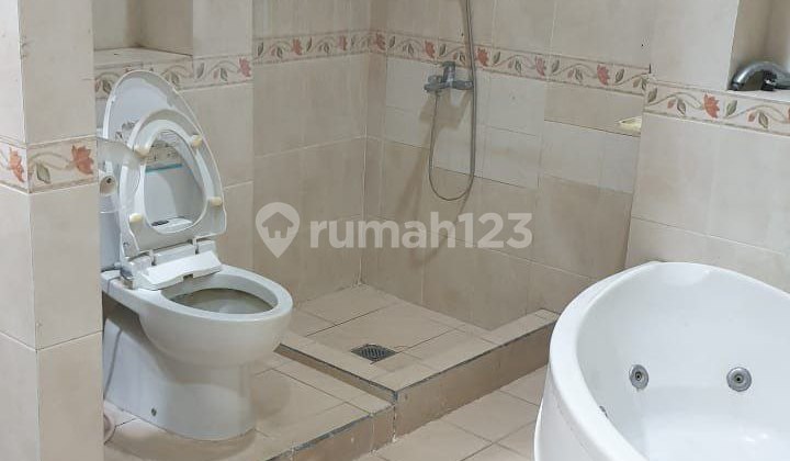 Dijual Rumah Central Park Mulyosari Carport 2 Garasi 2 2