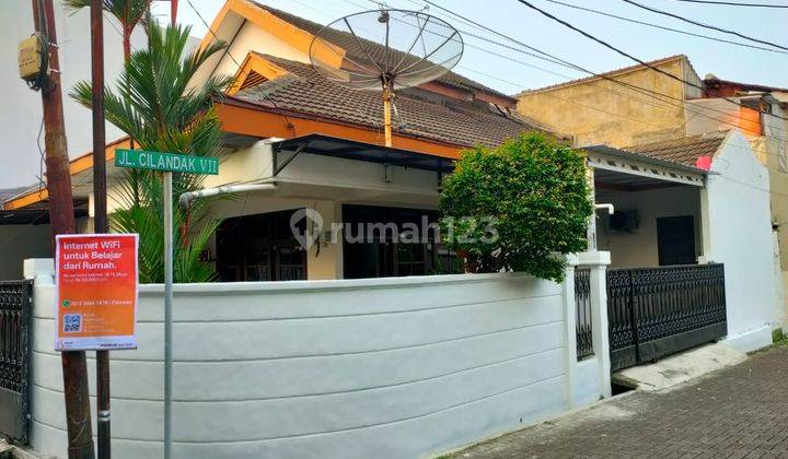 Rumah Siap Huni di Cilandak Jakarta Selatan (2bes) 1