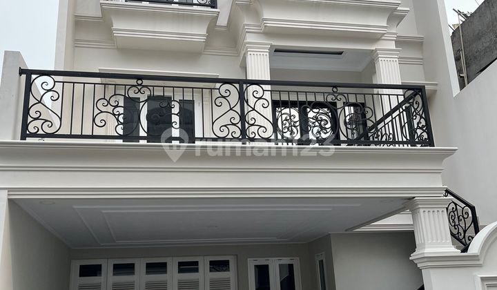 Rumah Baru American Style di Jagakarsa Jakarta Selatan (ini) Rumah Baru American Style di Jagakarsa Jakarta Selatan (ini)