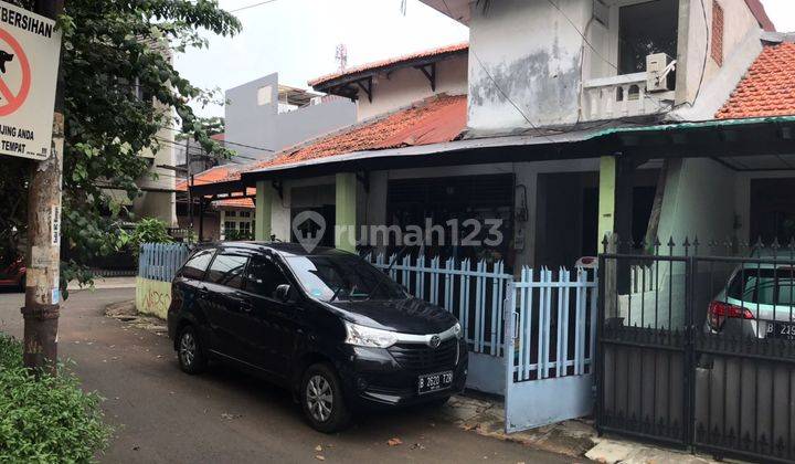 Jual Rumah 2 Lantai butuh Renovasi di Jakarta Barat  2