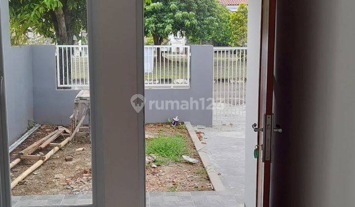 Rumah 2 Lantai Bagus di Graha Raya Bintaro 2