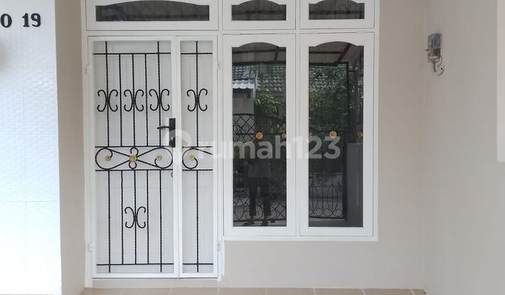 Newly Renovated Ready-to-Occupy House in Griyaloka Bsd (lenng) 2