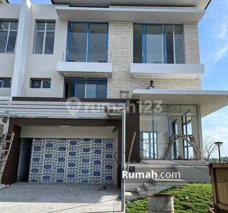 Investasi Terbaik Rumah Pik 2 Ada Danau Nya Ukuran 10x25 2