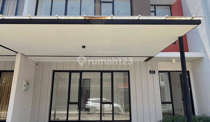 Sewa Murah Rumah Pik 2 8x10 Ada 2 Lantai Super Luas 2