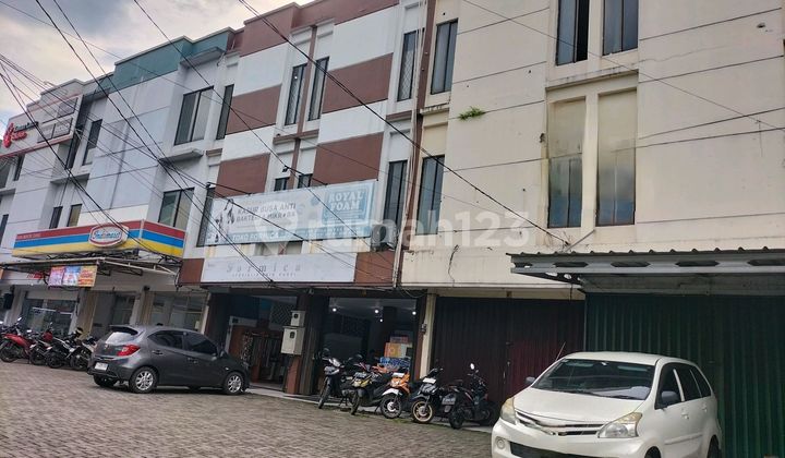 Terraced Shophouses for Sale On Mayor Oking Main Road, Cibinong Shophouse at Jl. Raya Mayor Oking No. 8, Pabuaran, Cibinong, Bogor, West Java, Indonesia, 16916, Cibinong Unfurnished 2