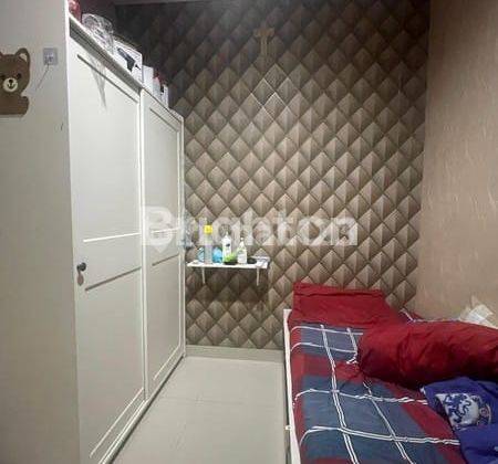 kamar tidur rumah interior minimalis modern di