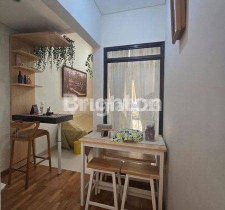 ruang makan rumah cantik siap huni dekat