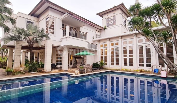 Rumah bergaya resort di Bintaro sangat bagus dan nyaman