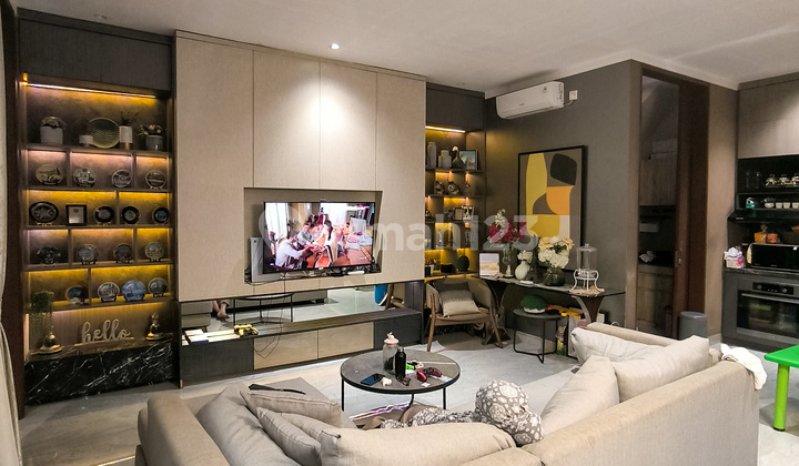 Rumah Bergaya Modern Siap Huni Lokasi di Discovery bintaro Jaya 9 2