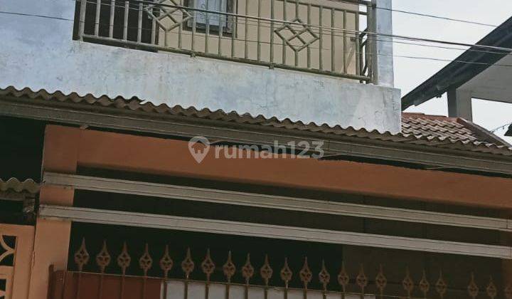 Dijual Rumah Posisi Hoek Lokasi Strategis di Pamulang  2