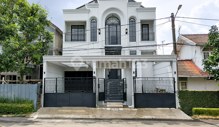 Dijual Rumah American Classic Style Dengan Pool Lokasi Strategis di Bintaro 3 Dijual Rumah American Classic Style Dengan Pool Lokasi Strategis di Bintaro 3