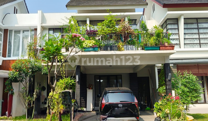 For Sale, Cheap House, Serene Atmosphere, Location in Bintaro Jaya 9.