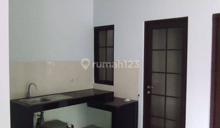 Rumah Hook Siap Huni Harga Murah di Green Village, Cipondoh, Tangerang 1