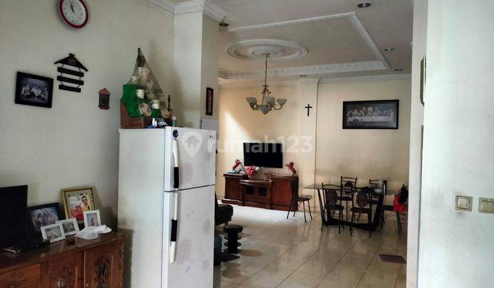 Rumah 2 Gandeng 2 Lantai Shm, Furnished Siap Huni Harga Murah Lokasi Strategis, Bebas Banjir di Cluster Ubud Indah, Lippo Karawaci, Karawaci, Tangerang 2