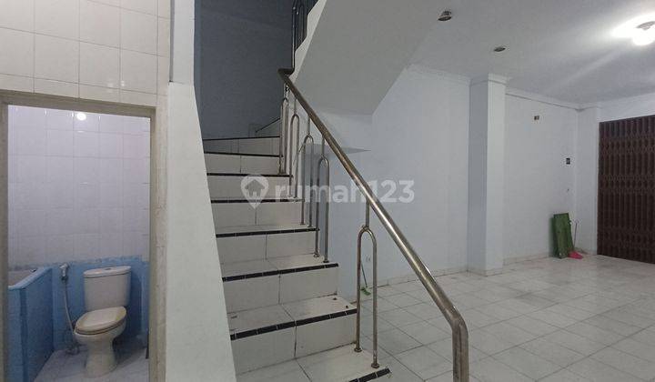 Dijual Ruko Bagus4,5 Lantai, Kosongan Harga Murah Siap Huni Bebas Banjir, Lokasi Strategis di Taman Srai, Kebon Jeruk, Jakarta Barat 2