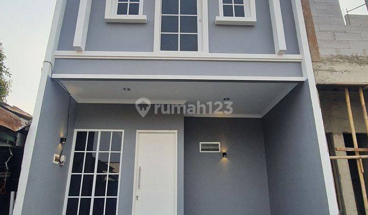 Rumah 2 Lantai 3 Kamar Tidur di Jatiranggon 1