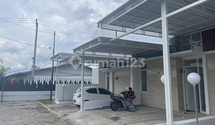 Rumah Pass Depan Polda  2