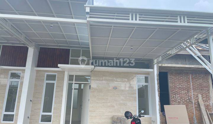 Rumah Pass Depan Polda  3