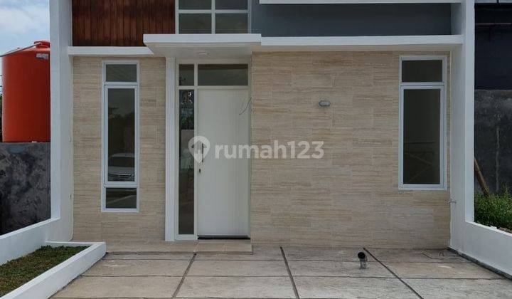Rumah Pass Depan Polda  5
