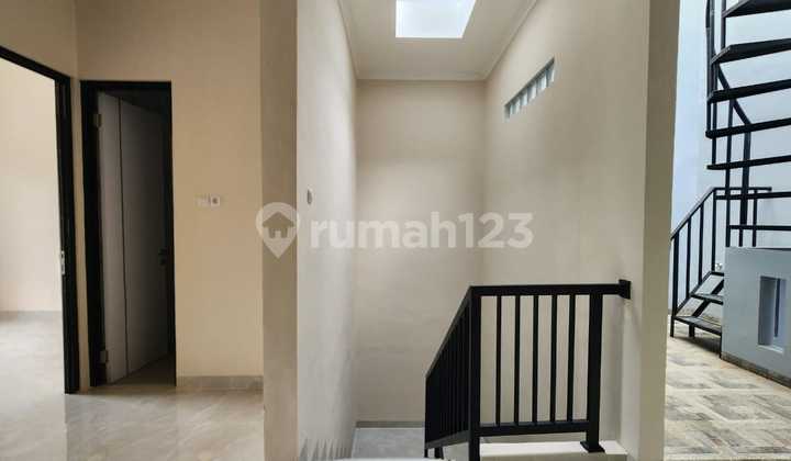 Dijual Cepat Rumah Regency Melati Mas 2