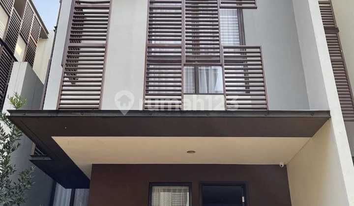 Dijual Rumah di Greenwich Whelford Bsd