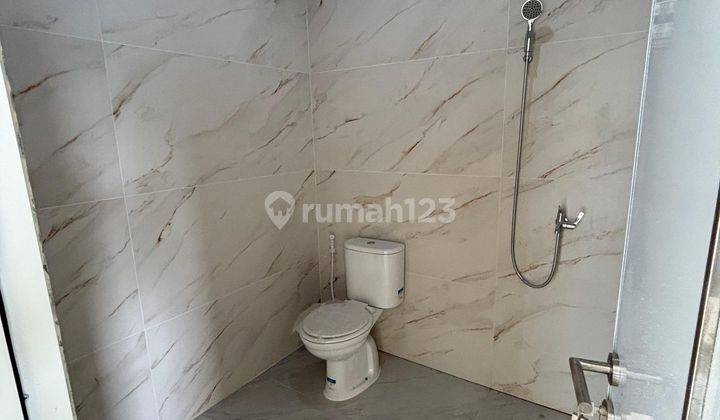 Dijual Rumah Hook Full Renovasi Gading Serpong 2