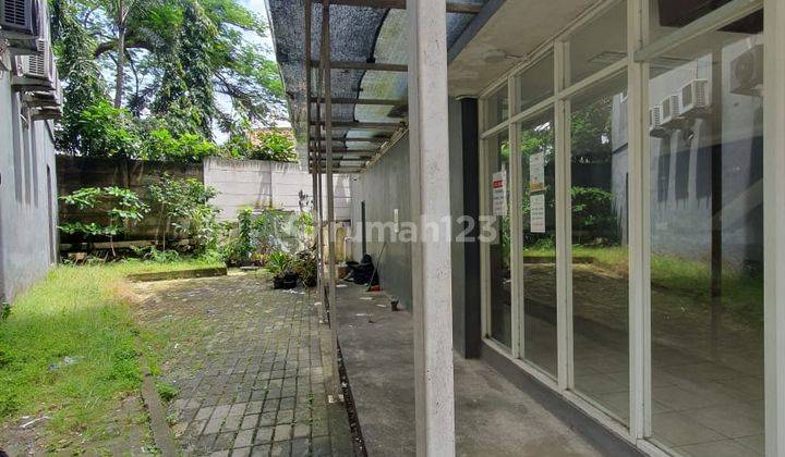 Kantor Hook Bagus di Emerald Avenue Bintaro 15