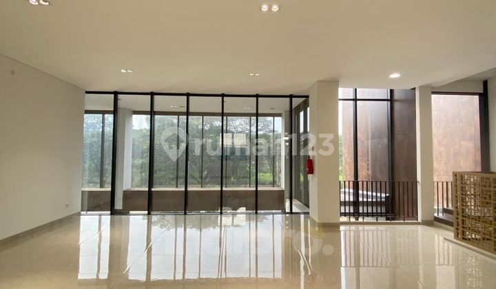 Luxury 4-Story Business Loft Facing Main Road Special Price in CBD BSD City