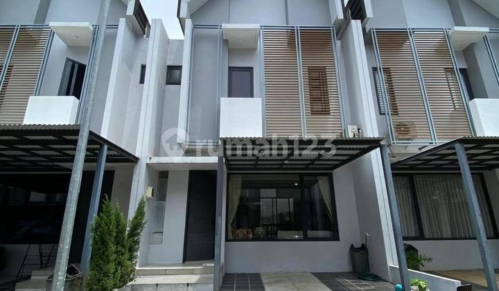 Bagus !! Rumah 2 Lantai Furnished Siap Huni Dekat Eastvara Mall di Myza BSD