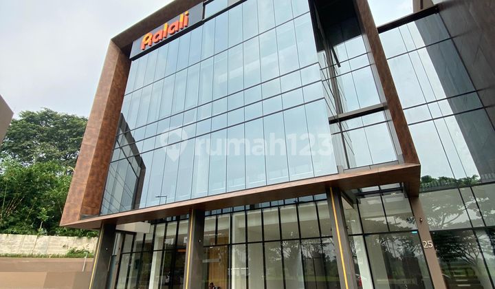 Luxury 4-Story Business Loft Facing Main Road Special Price in CBD BSD City