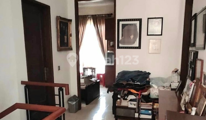 Rare Find!! Ready-to-Occupy House with Many Rooms Near Toll Access in BSD Cluster 2