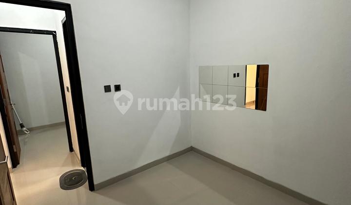 Rumah Bagus Siap Huni Dekat Mal Alam Sutera  2