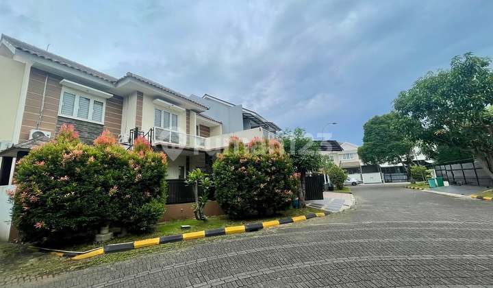 Rumah Modern 2 Lantai Dekat Sekolah Al Azhar Bsd