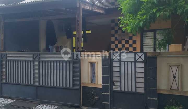 Dijual Rumah Modern Minimalis Siap Huni Tinggal Masuk Rumah Sudah Dibangun Full di Dalam Perumahan Keamanan 24 Jam Deket Kampus Dian Nusantara Selangkah ke Cibubur Junction,Deket Rs Mitra Keluarga ,Aman Nyaman dan Tidak Banjir
