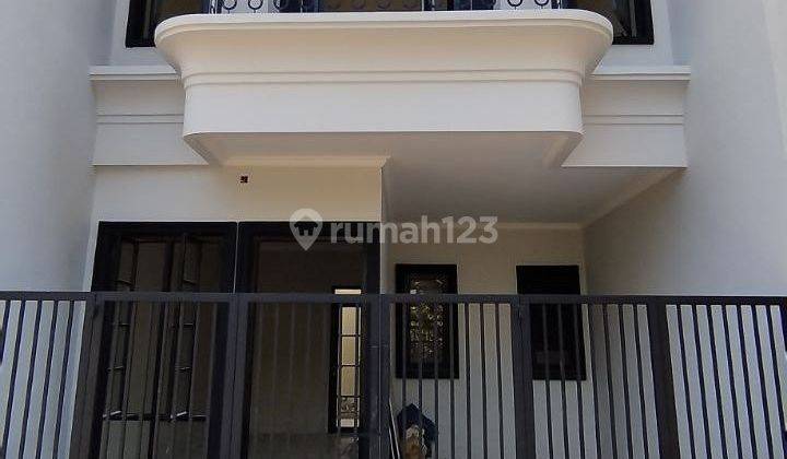 di jual rumah baru siap huni rumah bagus baru jadi lokasi di kalimulya cilodong harga sudah termasuk biaya biaya gratis ac ,torent lokasi strategis deket stasiun dan terminal depok 1