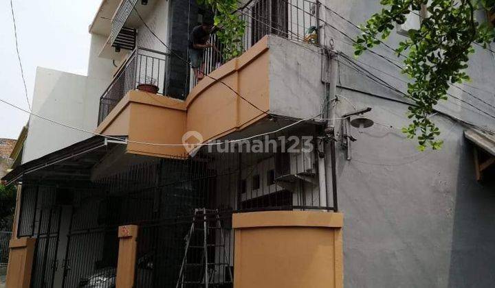 di jual rumah bagis siap huni 200 meter dr jalan raya deket rempoa deket MRT lebak bulus ,deket ace hardware rempoa,deket ke mall pondok indah ,deket ke stasiun pondok ranji,lingkungan aman nyaman dan bebas banjir 2