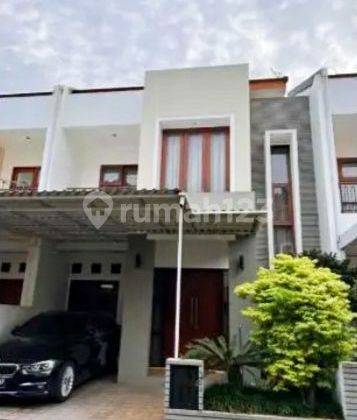 dijual rumah siap huni dalam cluster beserta furnish rumah bersih dan terawat furnish premium keamanan 24 jam lingkungan masih asri aman nyaman dan bebas banjir,lokasi strategis deket aeon tanjung barat deket stasiun lenteng agung deket perkantoran tb sim 1