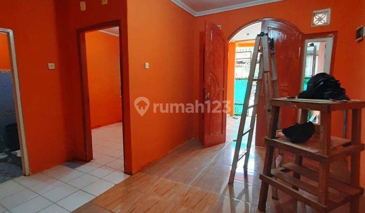 dijual rumah tipe 36 dalam perumahan sup huni sudah di renofasi akses jalan bisa 2 mobil atap sudah baja ringan lokasi strategis 10 menit ke pasar parung sudah di pagar sampai genteng aman dan bebas banjir   2