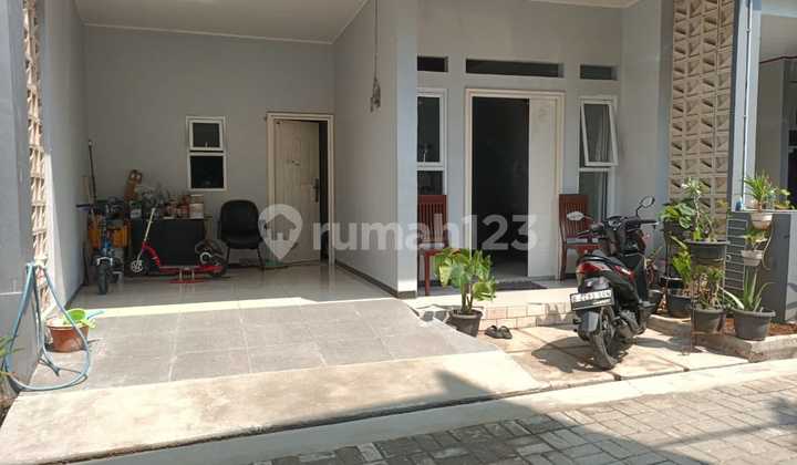 Dijual Rumah Secondary Minimalis Dalam Cluster Lokasi Mudah Diakses Strategis Cocok untuk Pasangan Muda Lingkungan Banyak Anak Anak Deket Sekolah dan Swalayan Aman Nyaman dan Tidak Banjir 2
