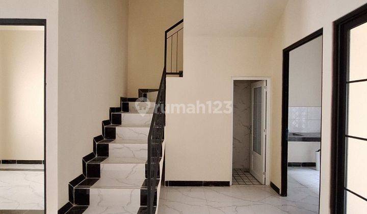 Dijual Rumah Baru Dengan Gaya Eropa Gratis Biaya Biaya Bphtb Dan Biaya Notaris Lokasi Di Premium Jl Boulevard  Grand Depok City,bangunan Mewah Deket Alun Alun Kota Depok Deket Stasiun Depok Lama,deket Terminal Depok Deket Kampus Jgu,deket Kantor Pemerinta 2